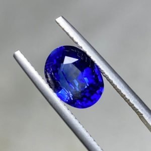 Blue sapphire - 2.75ct