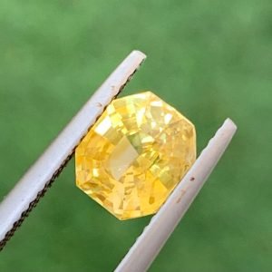 Yellow Saphire  - 2.99 ct