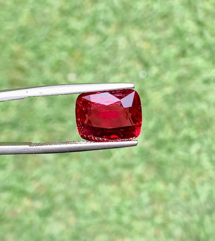 Spinel 6+