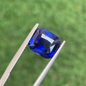 Blue Sapphire -5.12 Carats- Heated